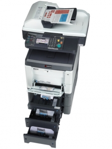 Impresora Kyocera laser color Tecnycopia Foto completa